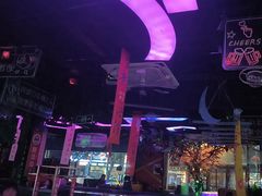 -路边边.炒菜烧烤.音乐餐厅(良乡长虹店)