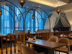 大堂-阿达西新疆特色美食(悦海新天地中央广场店)