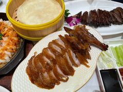 -梅利汴京烤鸭•开封豫菜地标店(东大街店)