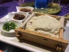 一块豆腐-95号酱骨·一块豆腐(展春园西路店)