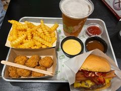 香辣烟熏培根牛肉堡-Shake Shack(西单大悦城店)
