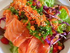 -Chom Cafe and Restaurant