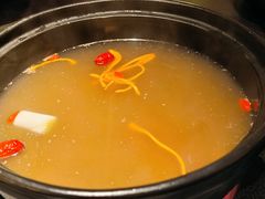 招牌土鸡菌汤-芸鲜季·云南野生菌餐厅· 云南风物味研社(闵行店)