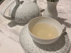 传统白茶白牡丹-théATRE 茶聚场(王府中環店)