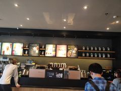 -星巴克臻选(莘庄仲盛店)