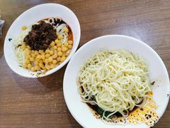 -花市豌杂面(民生路店)