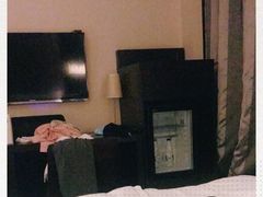 -桔子酒店(上海西藏北路地铁站店)