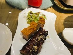 脆皮三层肉-粤小馆(天安云谷店)