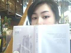 -半山书局(新世纪商城店)