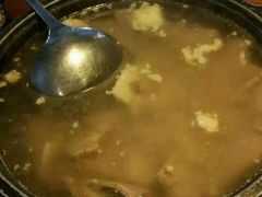 -山珍王国·云南野生菌石锅鱼