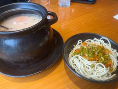 -莲餐厅·湖北菜·潜江小龙虾店(愚园路店)