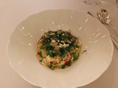 帝王蟹蟹肉烩饭配甜豆和莳萝-Jean Georges