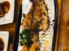 鮰鱼-老东镇啤酒屋海鲜加工·蒸汽海鲜·海鲜烧烤(台东店)