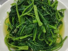 -丹水桥地锅鱼·翘嘴鲌·地方特色全鱼宴(丹江口大坝店)