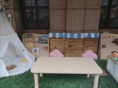 -英伦凯贝国际婴幼儿托育中心(雍湖湾店)