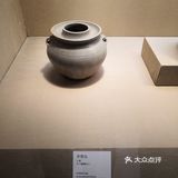 苏州博物馆馆身以灰白两色为主