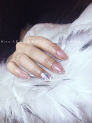 -Miss·A日式美甲美睫