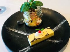 -GreyWhale灰鲸餐厅(武汉国际广场店)