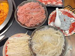 -沸炉重庆老火锅(军事博物馆店)