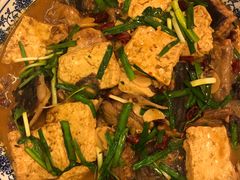 -闯关东东北农家菜(崂山石老人店)