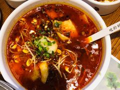 -渝是乎川渝小炒(新世界百货望京店)