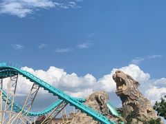 -七彩云南欢乐世界