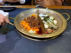 -沸炉重庆老火锅(军事博物馆店)