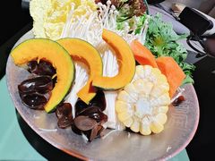 五彩缤纷时蔬-椰庭·椰子鸡·创意玩家(晶耀前滩店)