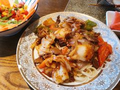 -迪拜杭州风味音乐餐厅(杭州首店 湖滨步行街店)