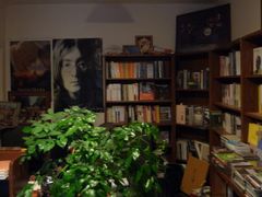 -麦田书店(国防路店)