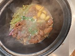 -万里闯关东铁锅炖菜馆(高新旗舰店)