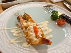 蟹籽沙律大明虾-世香全厨•日料·铁板烧(金桥店)