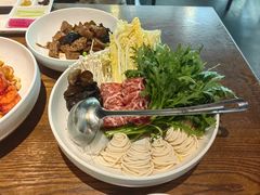 酸菜火锅面-小大董·烤鸭(王府井apm店)