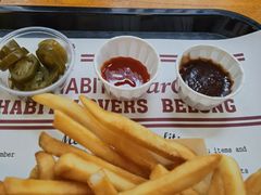 -The Habit Burger Grill 哈比特汉堡(复兴soho店)