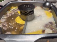 -海底捞火锅(杭州庆春路夜宵主题店)