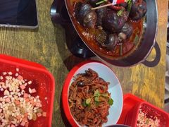 -老闵田螺馆·南昌特色小炒(梦时代店)