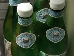 圣培露充气天然矿泉水-汉堡王(仲盛世界商城店)