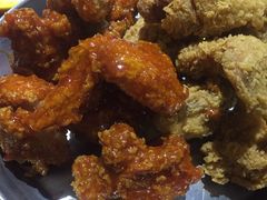 -BHC炸鸡(明洞总店)