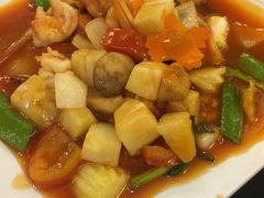 -J Daeng Seafood