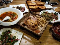 -東舍食唐精品陕菜馆