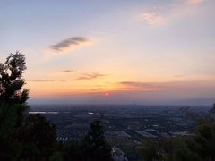 -鬼笑石后山停车场
