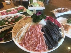 -小天鹅火锅·一线江景洪鼎旗舰店(洪崖洞店)