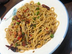 -民间瓦缸煨汤館(嵩山路店)