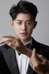 -雨墨婚纱摄影工作室