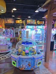 -卡通尼乐园(宝山龙湖天街店)