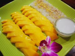 -Dang restaurant (patong phuket)