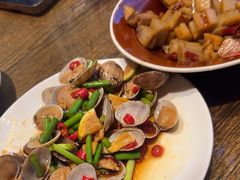 -泉畔人家·老济南经典鲁菜(大明湖店)