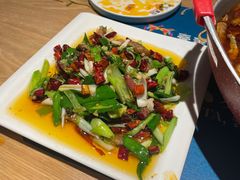 蒜苗炒肉-爱妻鱼•老体北重庆水煮鱼•川菜(白云路店)