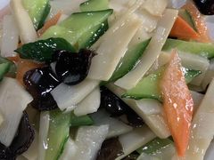 清炒笋片-三居鲁味坊黄焖鸡(山大路店)