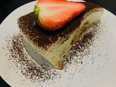 提拉米苏-COTTON CAFE(德信·中外公寓店)